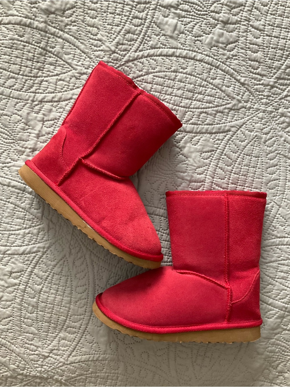 Women’s US Size 6 Red Cozy Winter Boots